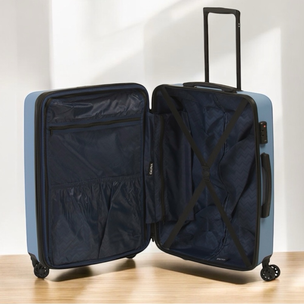 CALPAK 24in Malden Hardside Spinner Blue Storm NWT - Picture 3 of 4